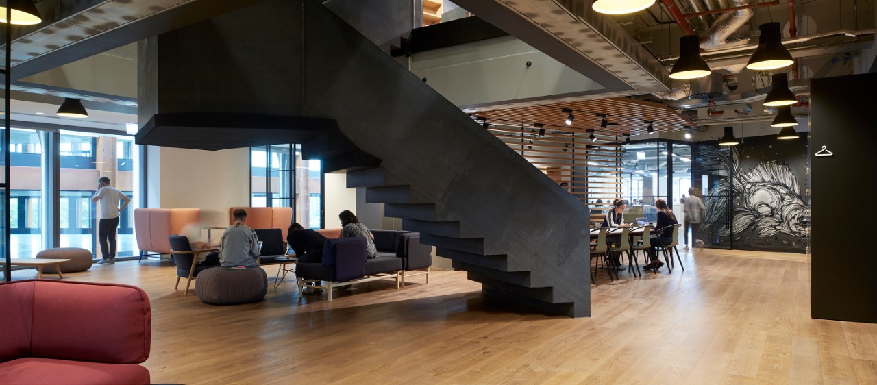 Attiro Freelay Wood11